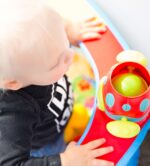 Tapis d’Éveil Playgro 6EN1 avec 32 Balles – Pop and Drop Activity Gym Bébé – Image 10