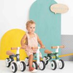 Vélo d’équilibre bébé Olmitos Teeny sans pédales dès 1 an léger et sécurisé